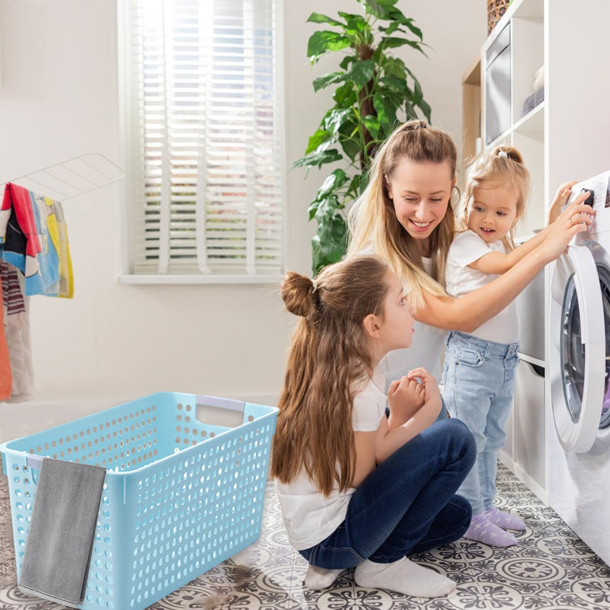 Darzheoy Laundry Basket, 2 pcs Plastic Hamper with Handles, Open Storage Bin to Organize Closets, Cabinets, Pantry, Shelving and Countertop Space, Suitable for Families and Dorms 3PC-Blue