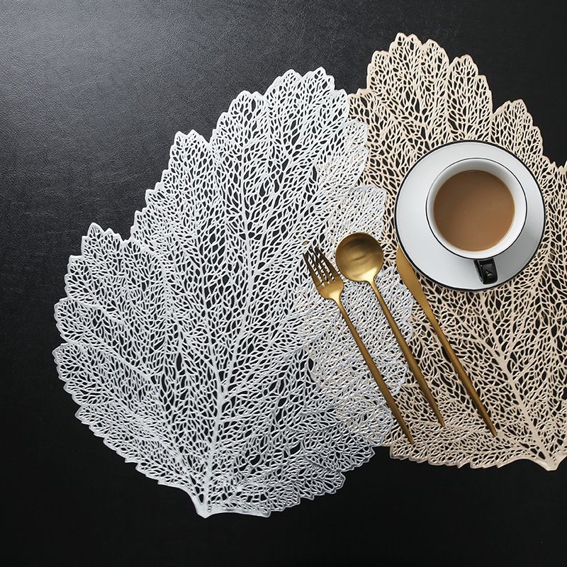 Metallic Vinyl Christmas Festival Lunch Mats Leaf Holiday Party Restaurant Home Table Decoration,(2pcs)