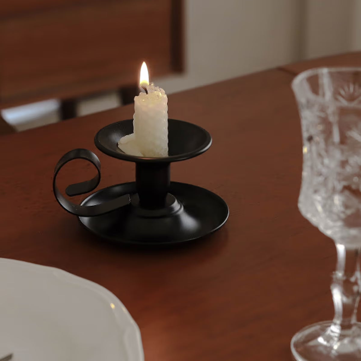 Retro Iron Taper Candle Holder, Candlestick Holder Candlelight Stand with Handle Simple Ring Candle Stick Holder for Wedding Dinning Party Dinning Home Events Desktop Table Decor