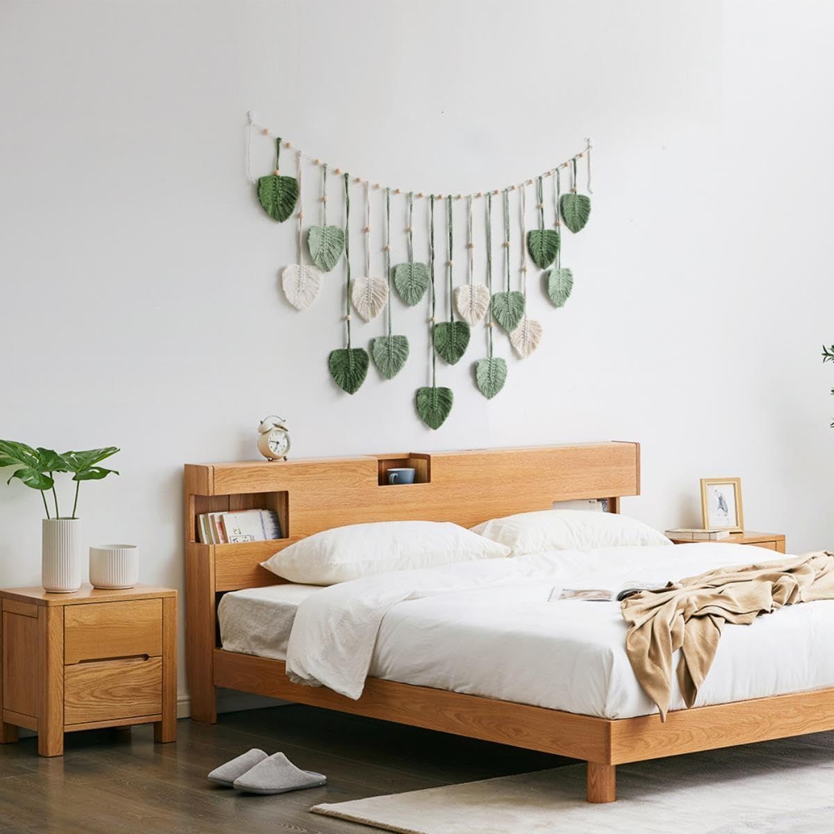Wall Hanging Tapestry Boho Chic Home Decor Woven Green Leaf Large Tapestry Wall Art Decor Handmade Feather for Bedroom Living Room Apartment Hanging Decorations Green