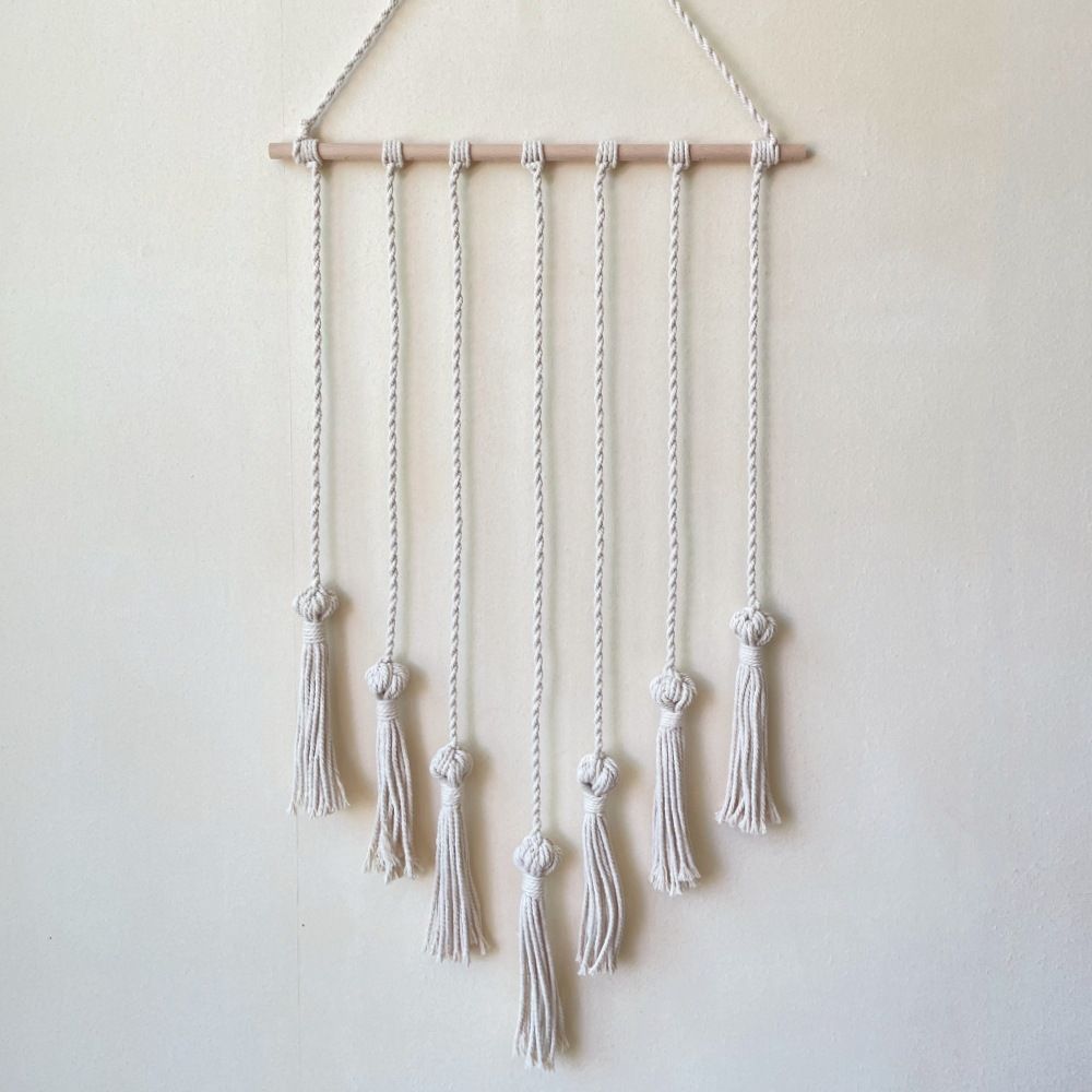 Hanging Photo Display Wall Decor - Handwoven Boho Picture Collage Decor Hanger with 8Wooden Clips & Cotton String Holder Organizer for Bedroom, Living Room, Home, Dorm, Gift
