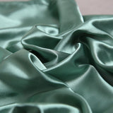 A pair of solid-color silk-like pillowcase pillowcase and envelope pillow (green)