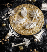 White Gold Pine Cone Christmas Tree Hanging Ornaments, Set of 3, Christmas & Halloween Wreath and Garland Decor, Elegant Festive Tree Embellishment, Delicate Holiday Gift for Home Decoration