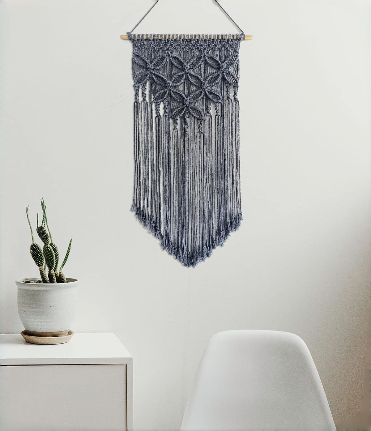 Light Pink Large Macrame Wall Hanging, Boho Woven Tapestry Wall Art, 40 x 70 cm Bohemian Wall Decor for Living Room & Bedroom