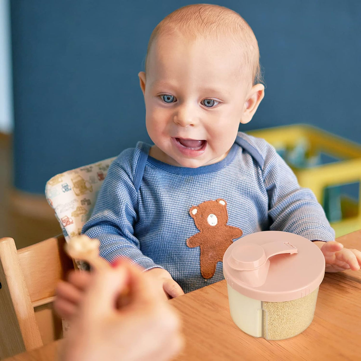 Baby Formula Dispenser On The Go, Non-Spill Rotating Four-Compartment Formula Container to Go, Milk Powder Kids Snack Container for Infant Toddler Travel Outdoor, Pink