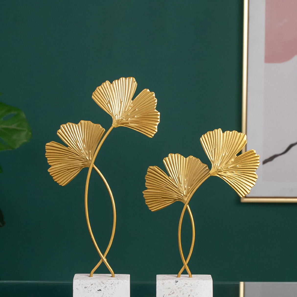 Ginkgo Leaf Ornaments Iron Ginkgo Leaf Craft Decoration with Sturdy Marble Base for Home Decor