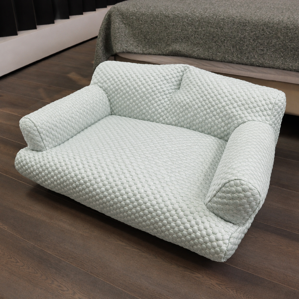 Cooling Pet Sofa Bed for Cats and Dogs, Breathable Ice Silk Bean Fabric with Supportive Edges, Removable Washable Cover, Non-Slip Bottom, Ideal for Summer Lounging in Living Rooms and Bedrooms (Light Green, L)