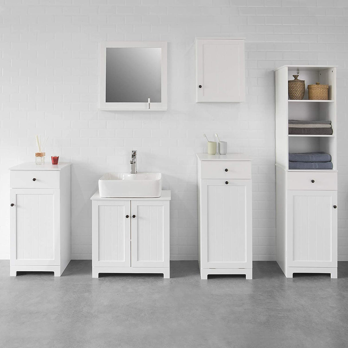 White Wall Cabinet with Door 40x52cm