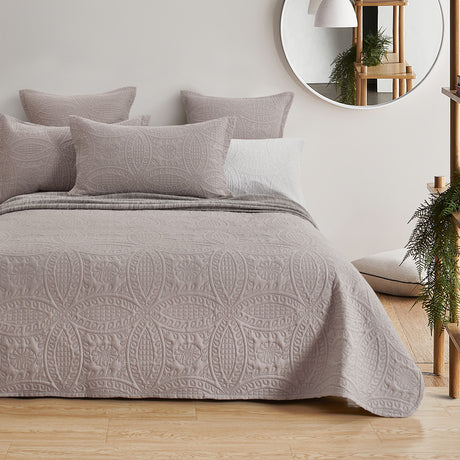 Lisbon Quilted 3-Piece Embossed Coverlet Set (Beige, Double/Queen)