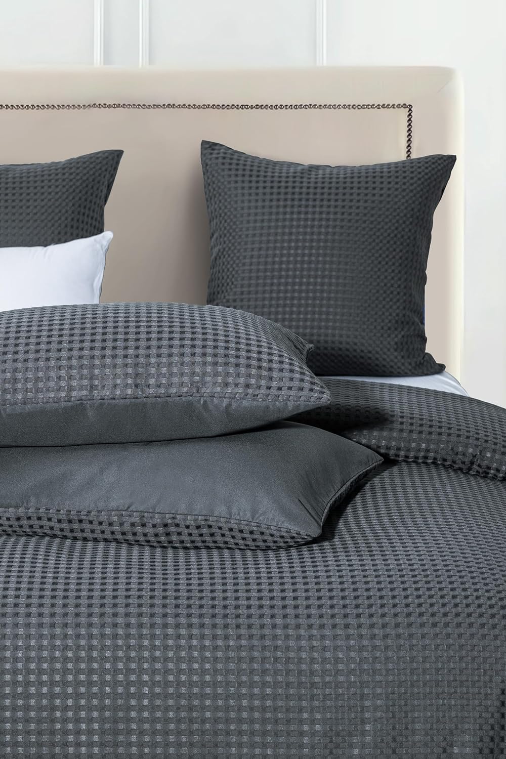 100% Premium Waffle Microfibre Quilt Cover Set (3Pcs) - Dark Grey - Queen