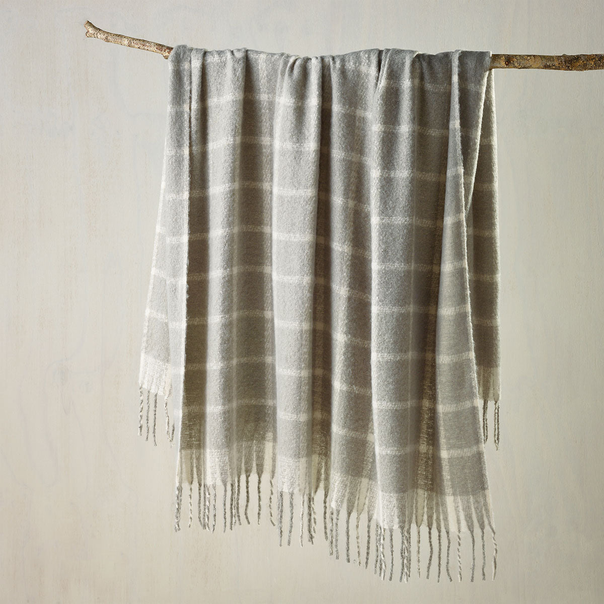 Bianca Maldon Faux Mohair Large Throw 150 x 220 cm Silver