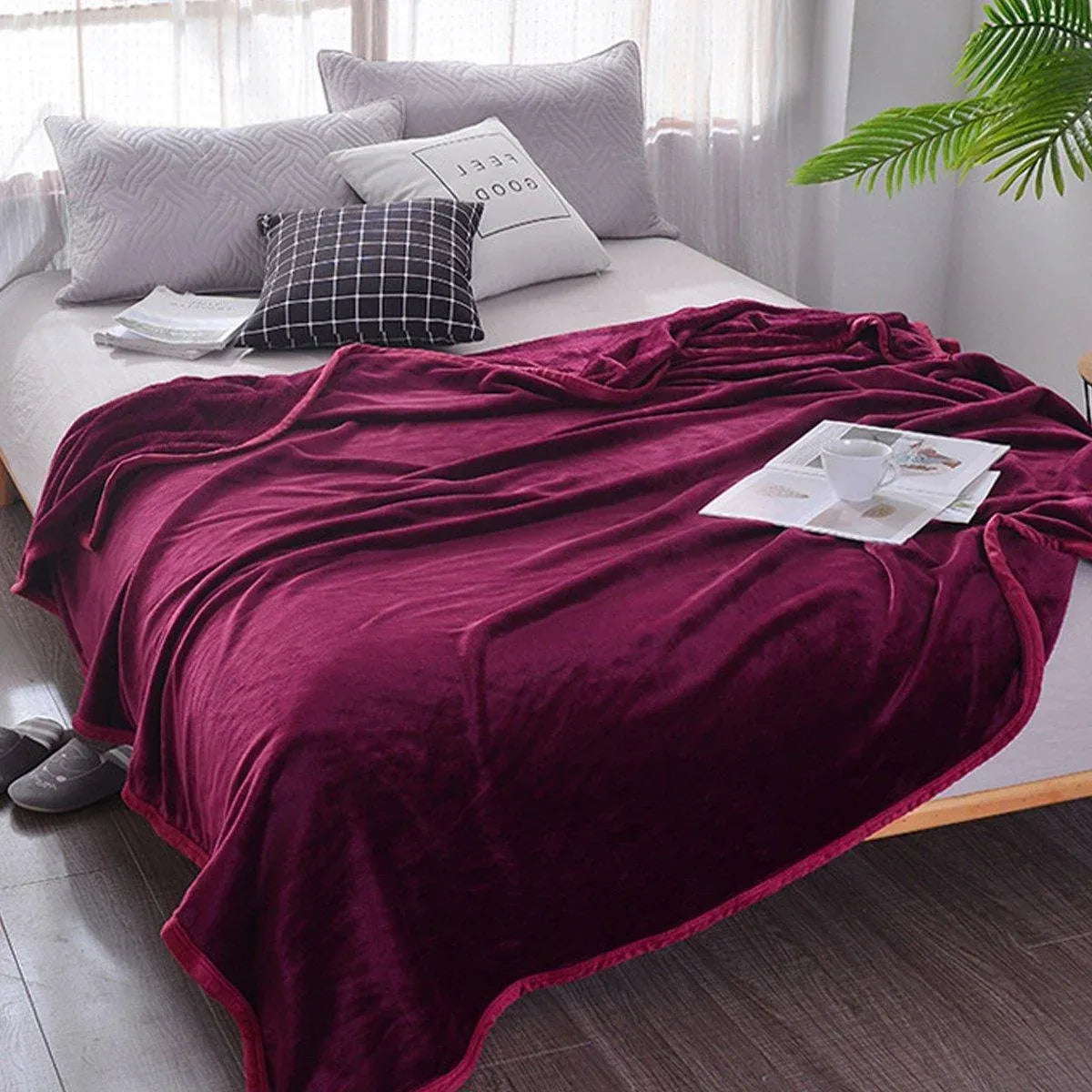 Soft Winter Flannel Blanket for Office Home Lunch Break Warm Cozy Throw Blanket - Wine Red