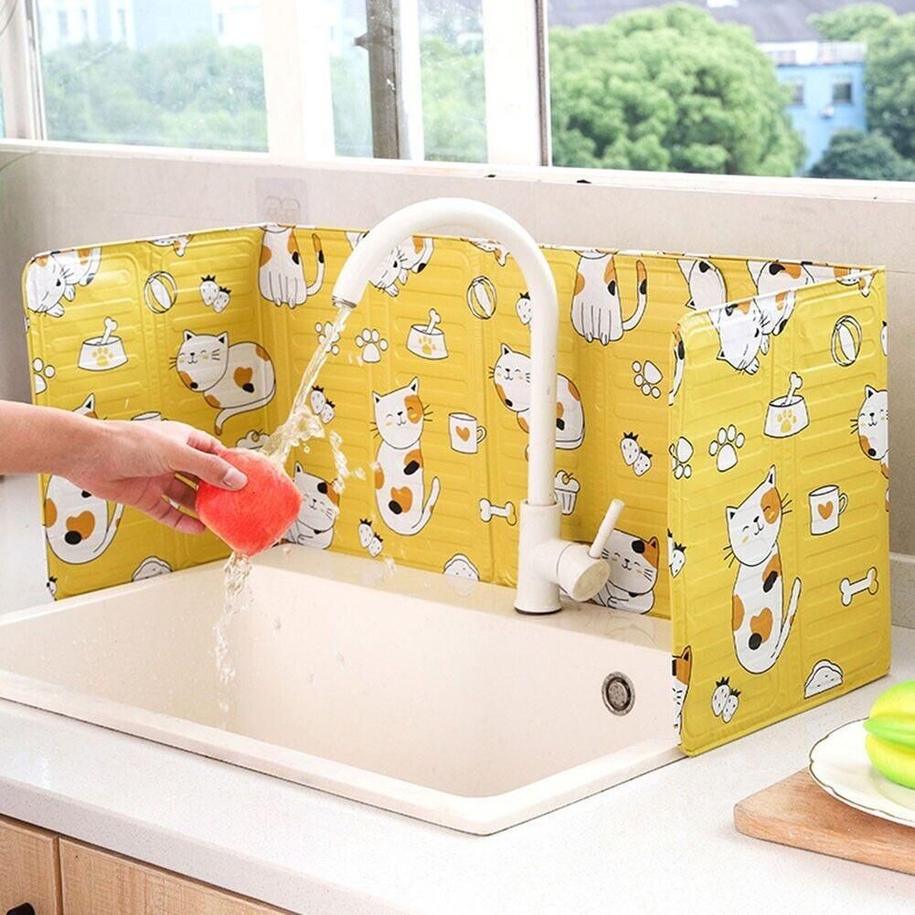 Kitchen Oil Splash Guard Wall Foil Protector Stove Cover Removable Baffle Screen - Red