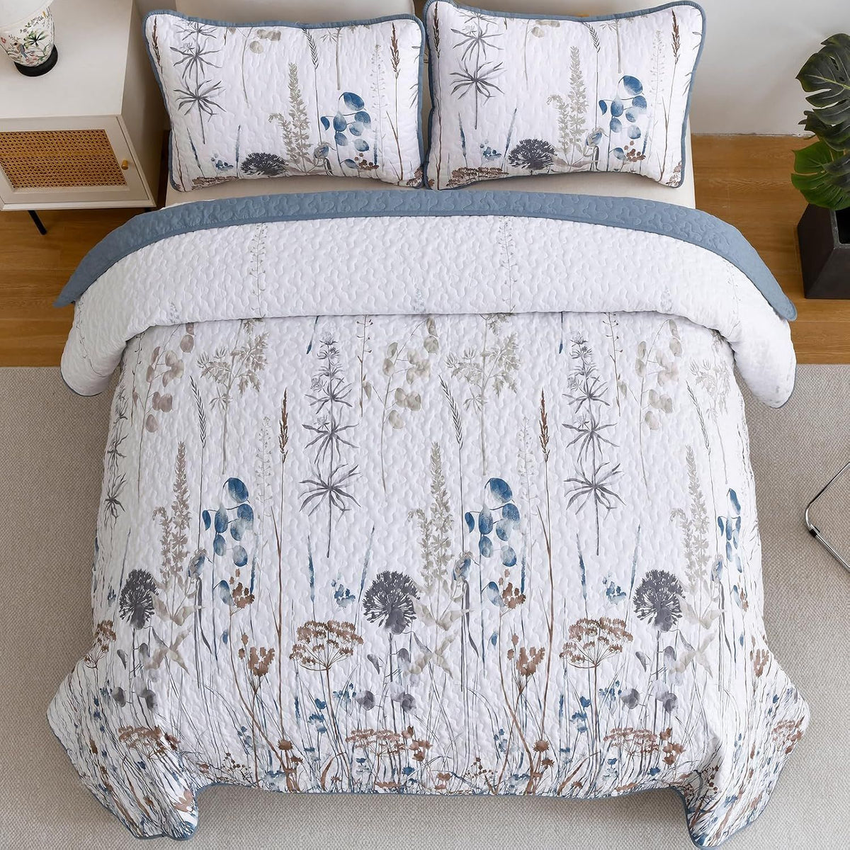 Blue Floral Botanical Charm Bedspread Coverlet 3 Piece Set