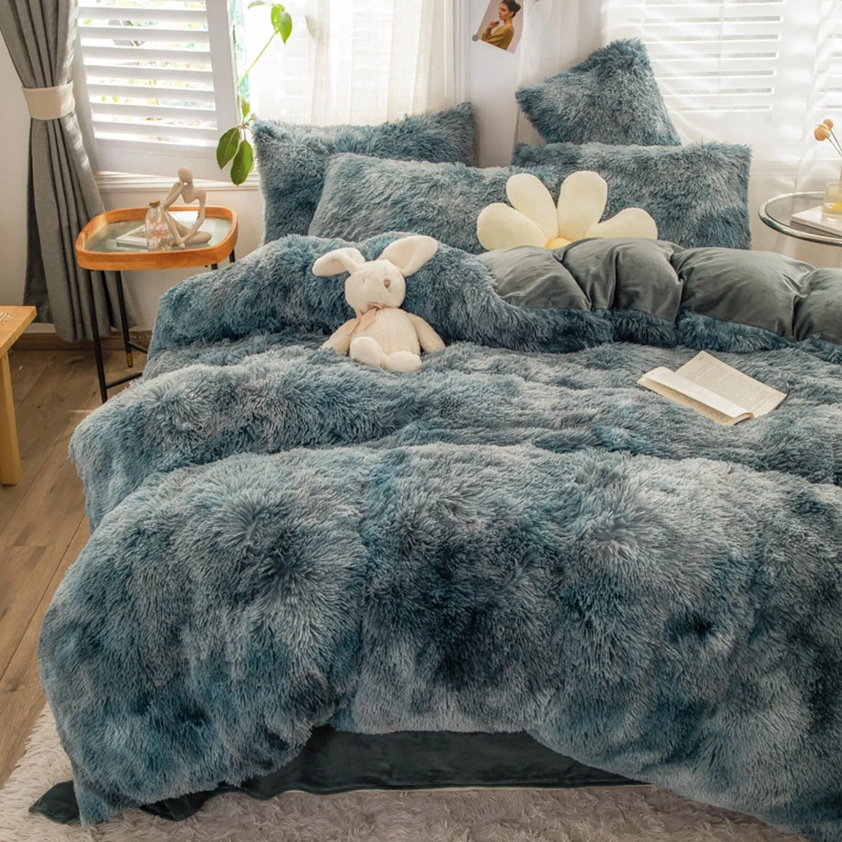 Grey Lucerne Botanical Quilt / Doona / Duvet Cover set