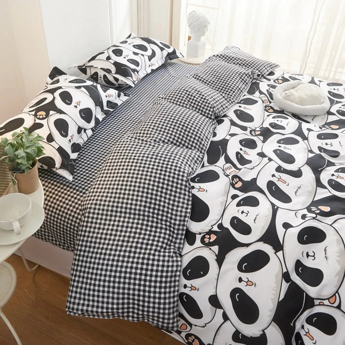 Mandala Elara Bloomscape Quilt / Doona / Duvet Cover set