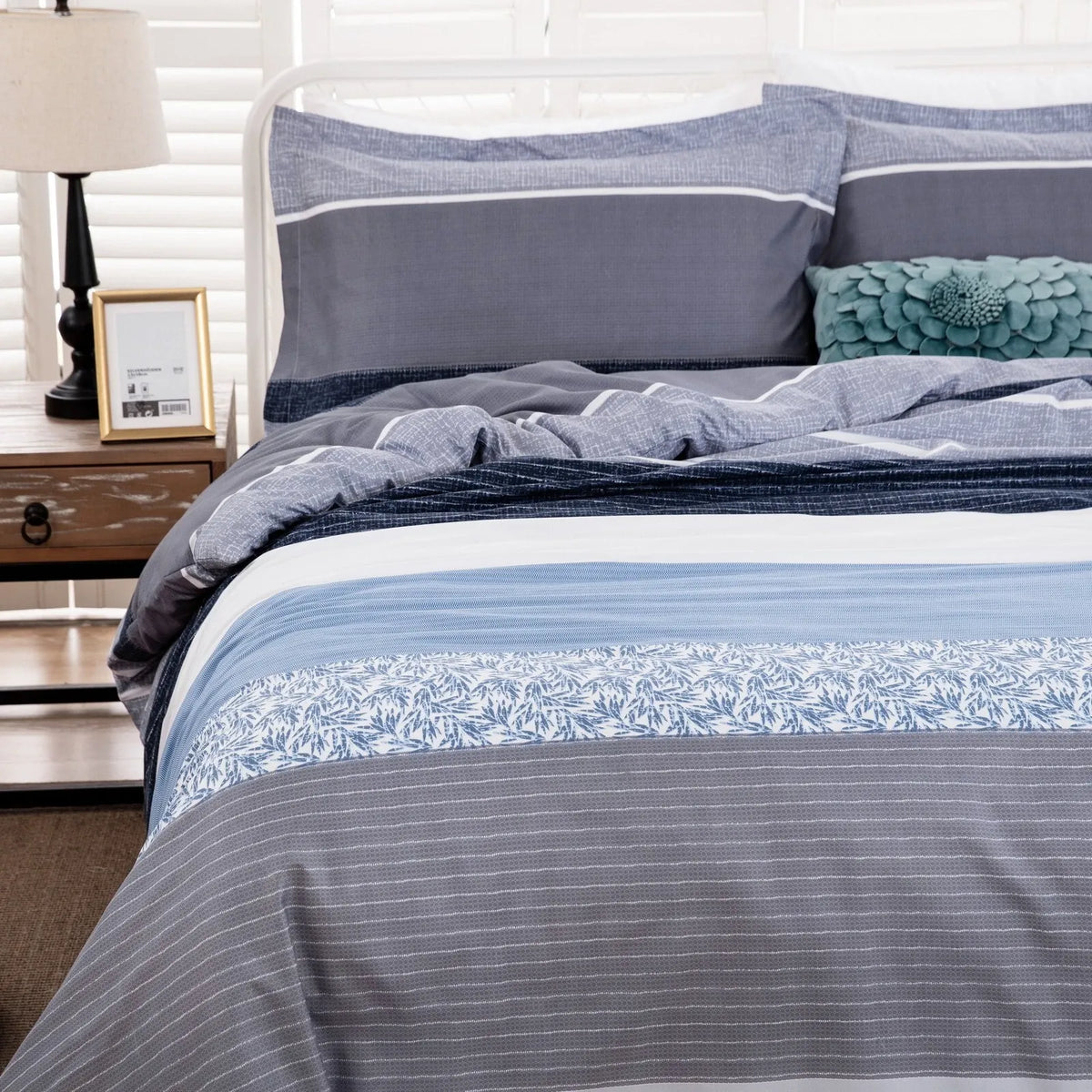 Stripe Elara Ivy Quilt / Doona / Duvet Cover set