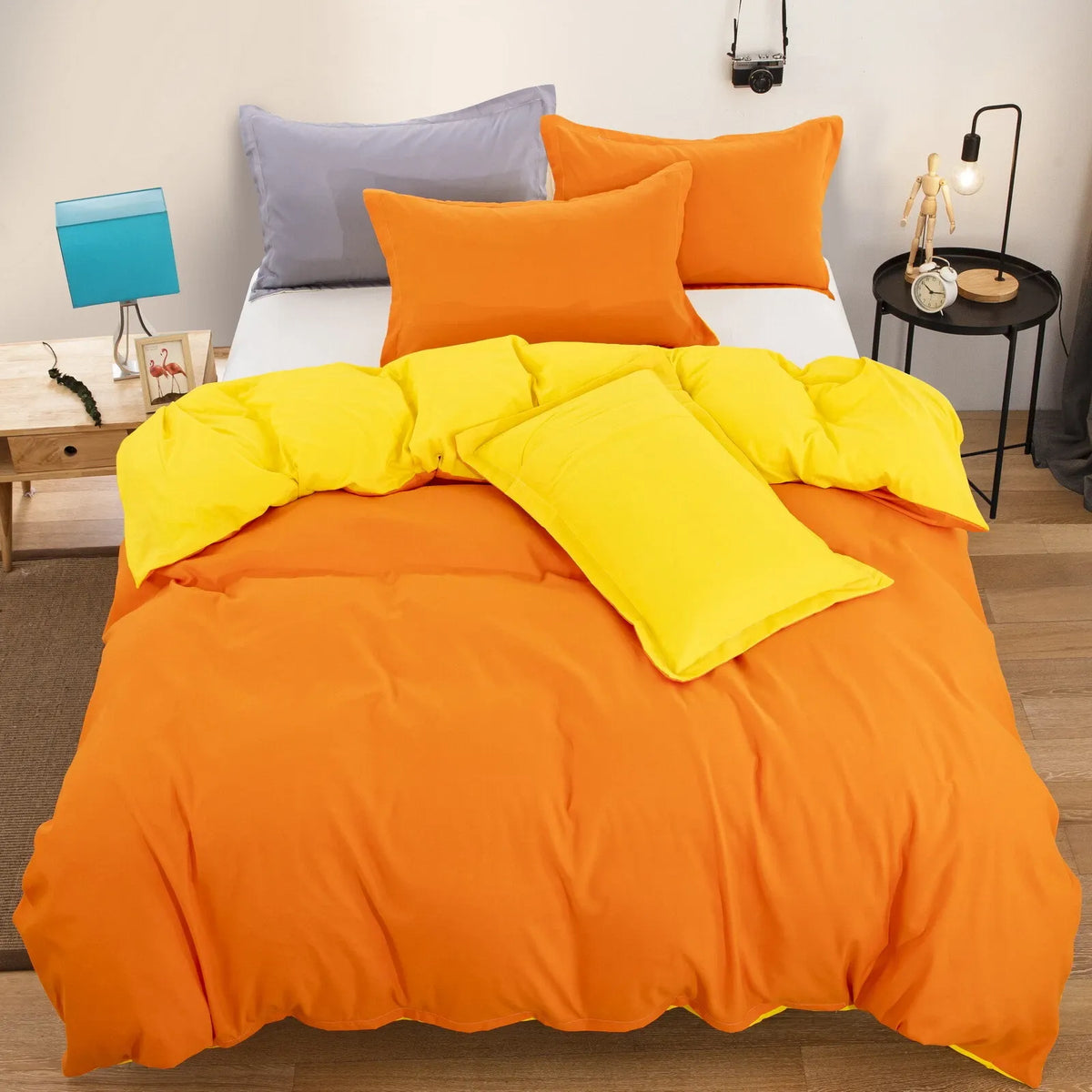 Luxe Capri Charm Quilt / Doona / Duvet Cover set