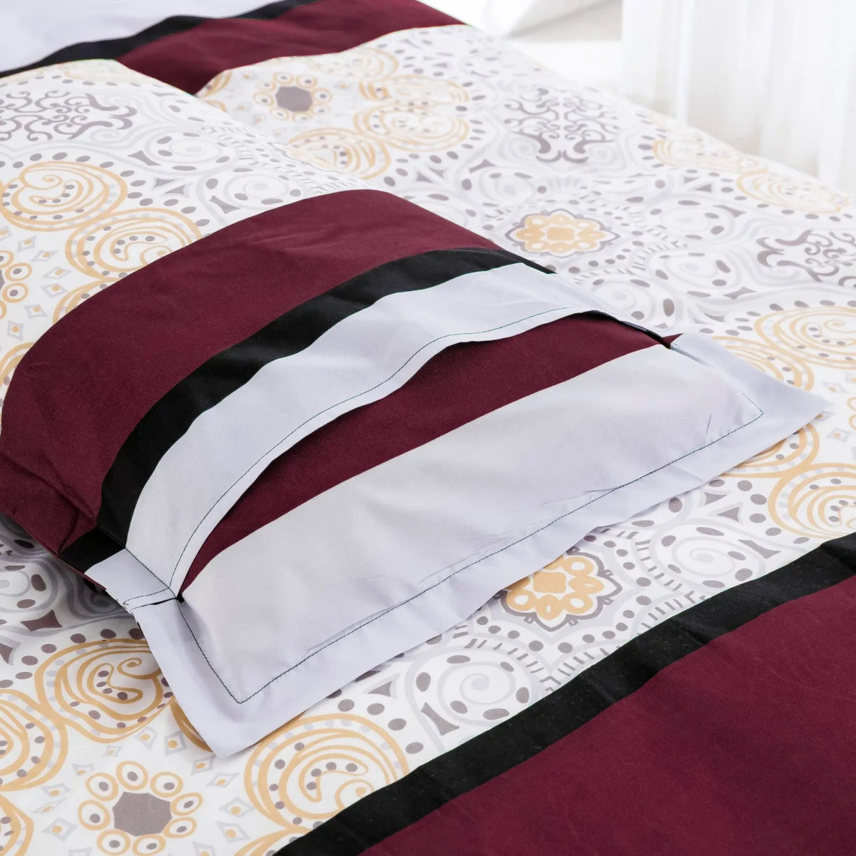Stripe Catalina Leaf Quilt / Doona / Duvet Cover set