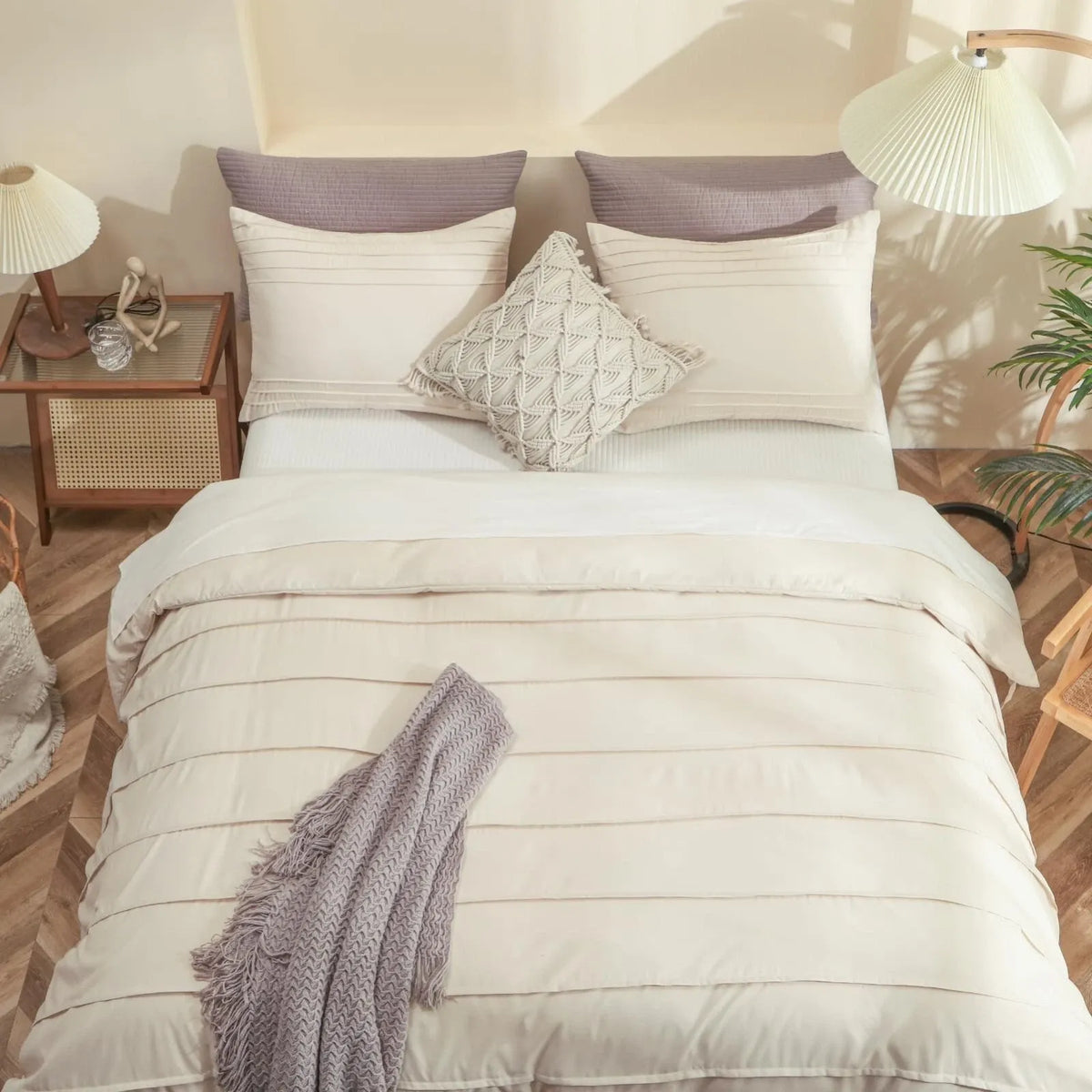 Stripes Sylvie Heritage Quilt / Doona / Duvet Cover set