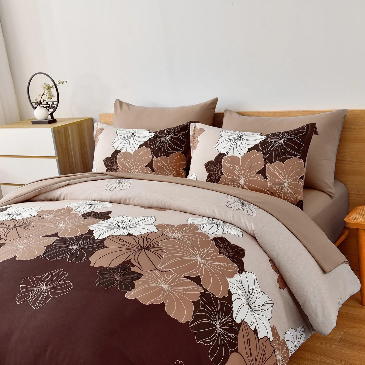 Butterfly Lisbon Botanical Quilt / Doona / Duvet Cover set