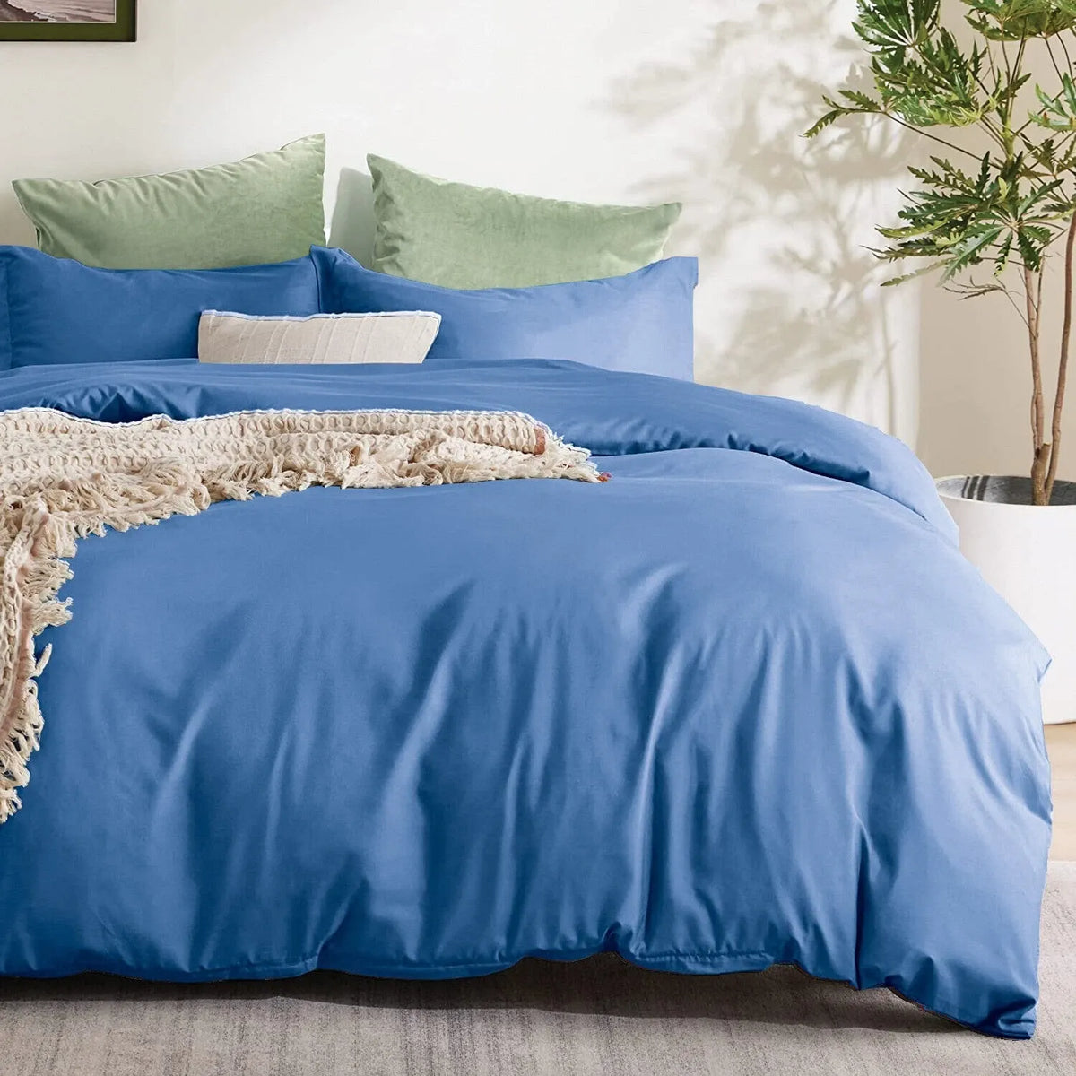 100% Cotton Navy Blue Maribel Dahlia Quilt / Doona / Duvet Cover set