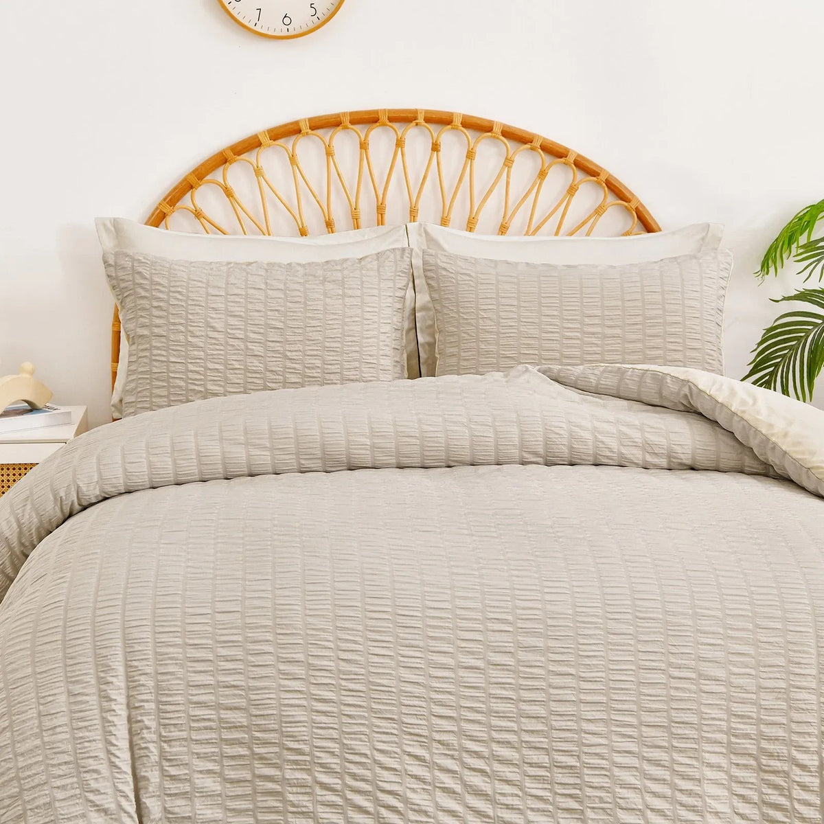 Stripe Lombardy Serenity Quilt / Doona / Duvet Cover set