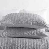 Seersucker Grey Savoy Dahlia Quilt / Doona / Duvet Cover set