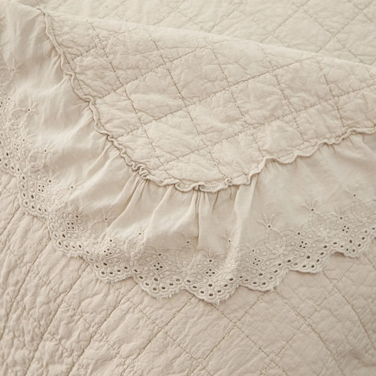 100% Cotton Embossed Cream Fringe Luxe Coverlet Bedspread Set