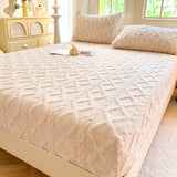 Beige Ultra Soft Plush Fitted Sheet - Winter Warm Plush Bed Sheet Embossed Diamond Pattern (150x200cm)