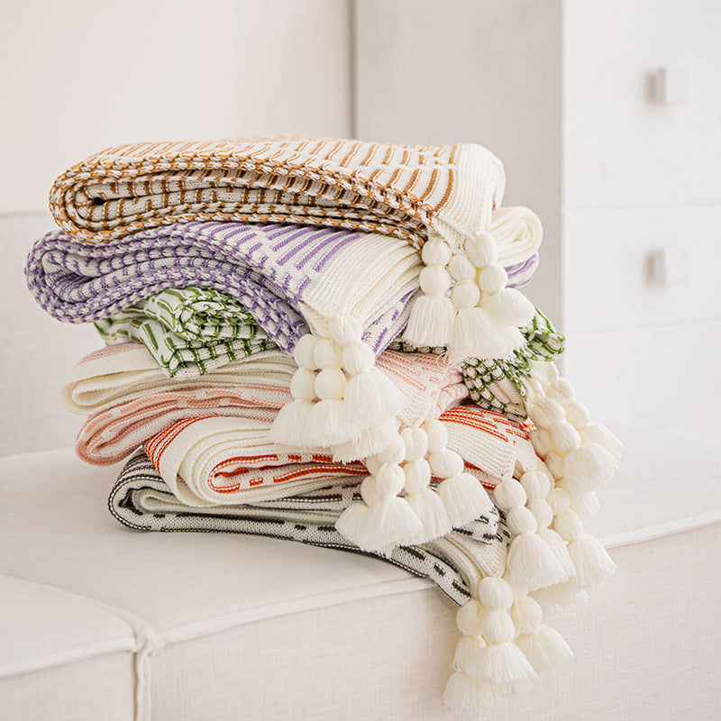 Black and Beige Diamond Pattern Soft Cozy Knit Throw Blanket with Tassels - Geometric Pattern Lightweight Acrylic Blanket for Sofa Couch Bed, 130x150cm