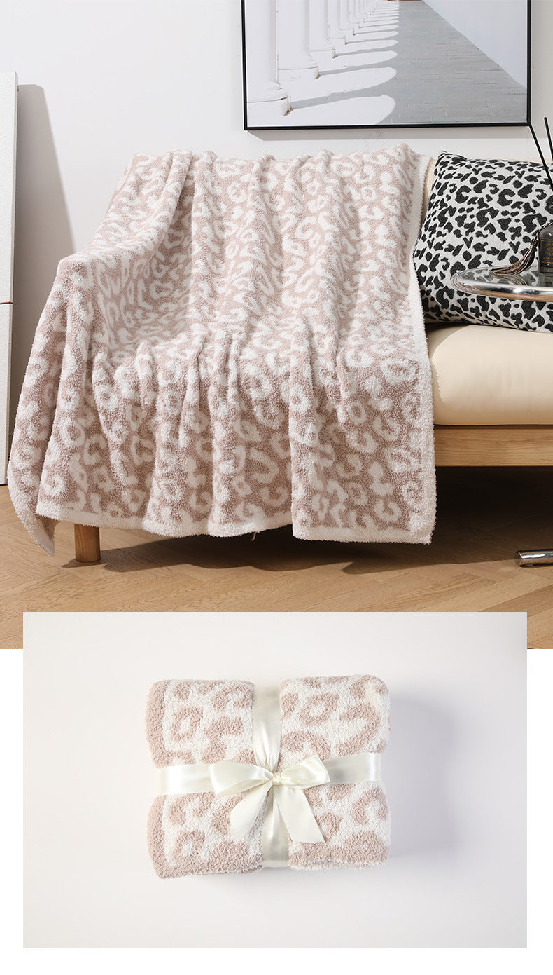 Beige Luxurious Leopard Print Knit Throw Blanket - Ultra-Soft Jacquard Plush for Sofa, Bed & Cozy Comfort (130x150cm)