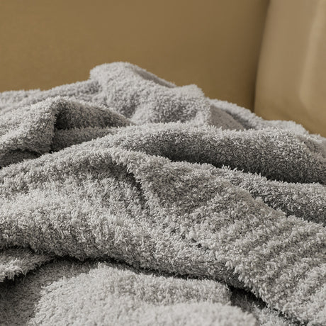 Light Grey Solid Color Plush Knitted Blanket for Sofa and Office, 152 x 203 cm, 1150g