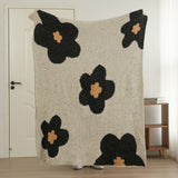 White-black Knitted Sofa Blanket with Plush Side, 130 x 160 cm, 950g, Ideal for Napping and Office Use