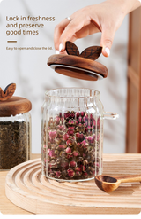 800ml Premium Borosilicate Glass Storage Jar with Acacia Wood Lid & Integrated Spoon – Airtight Moisture-Proof Kitchen Canister for Tea, Coffee, and Spices