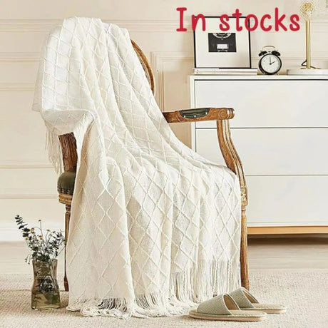 Khaki Nordic Minimalist Knit Throw Blanket – 127×180cm Lightweight, Soft & Breathable Fleece-like Fabric with Tassel Edges for Sofa, Bed, Yoga & Air Conditioning Use