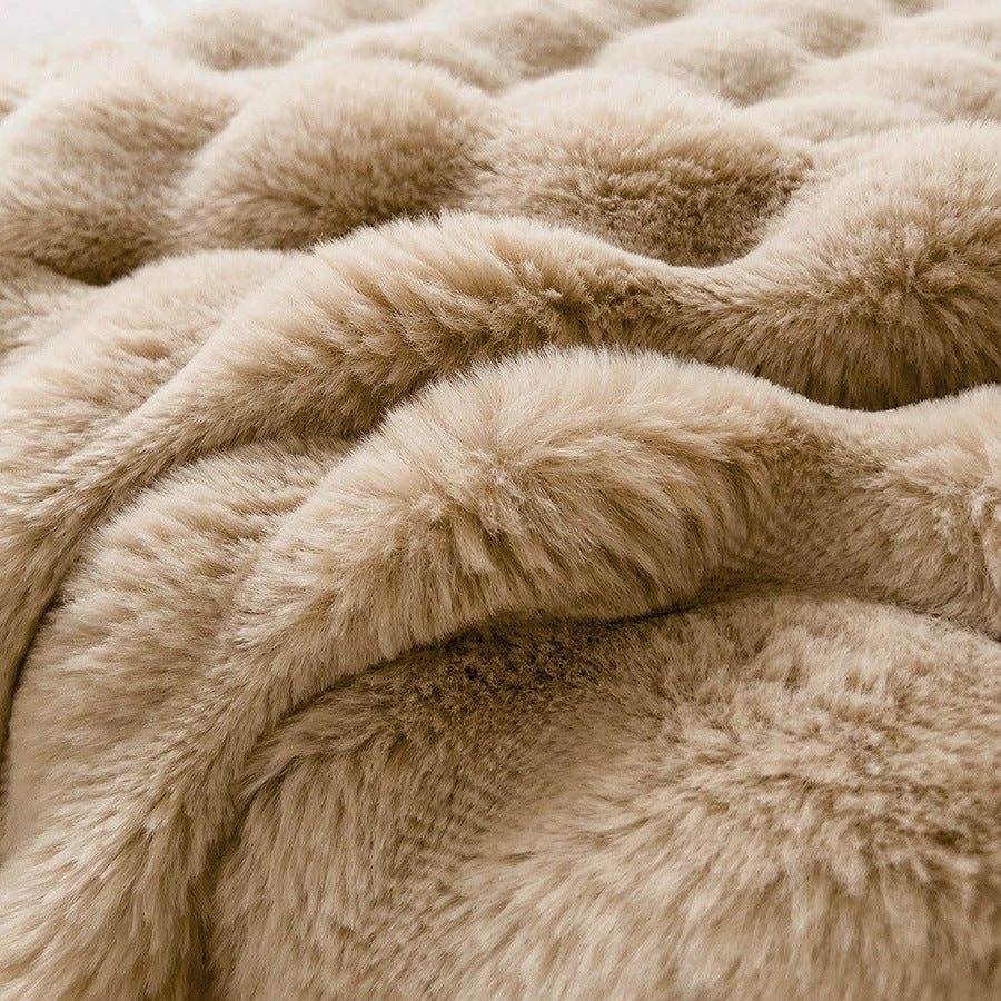 Brown Luxury Tuscany Fleece Rabbit Fur Bubble Blanket (180 x 200 CM) - Double-Sided Thickened Soft Plush Bedding & Large Bed Blanket