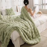 Green Luxury Tuscany Fleece Rabbit Fur Bubble Blanket (140 x 200 CM) - Double-Sided Thickened Soft Plush Bedding & Sofa Throw