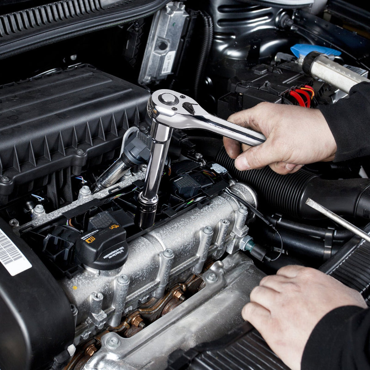 VEVOR Mechanics Tool Set and Socket Set 1/4in 3/8in Drive 145 Pcs SAE and Metric