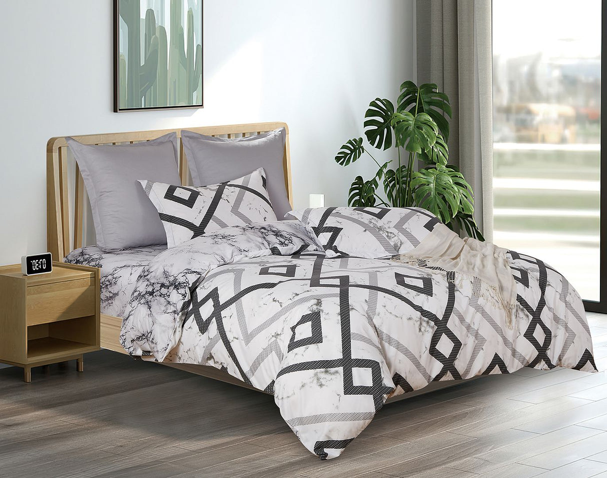 Ashwin King Size Quilt/Duvet Cover Set