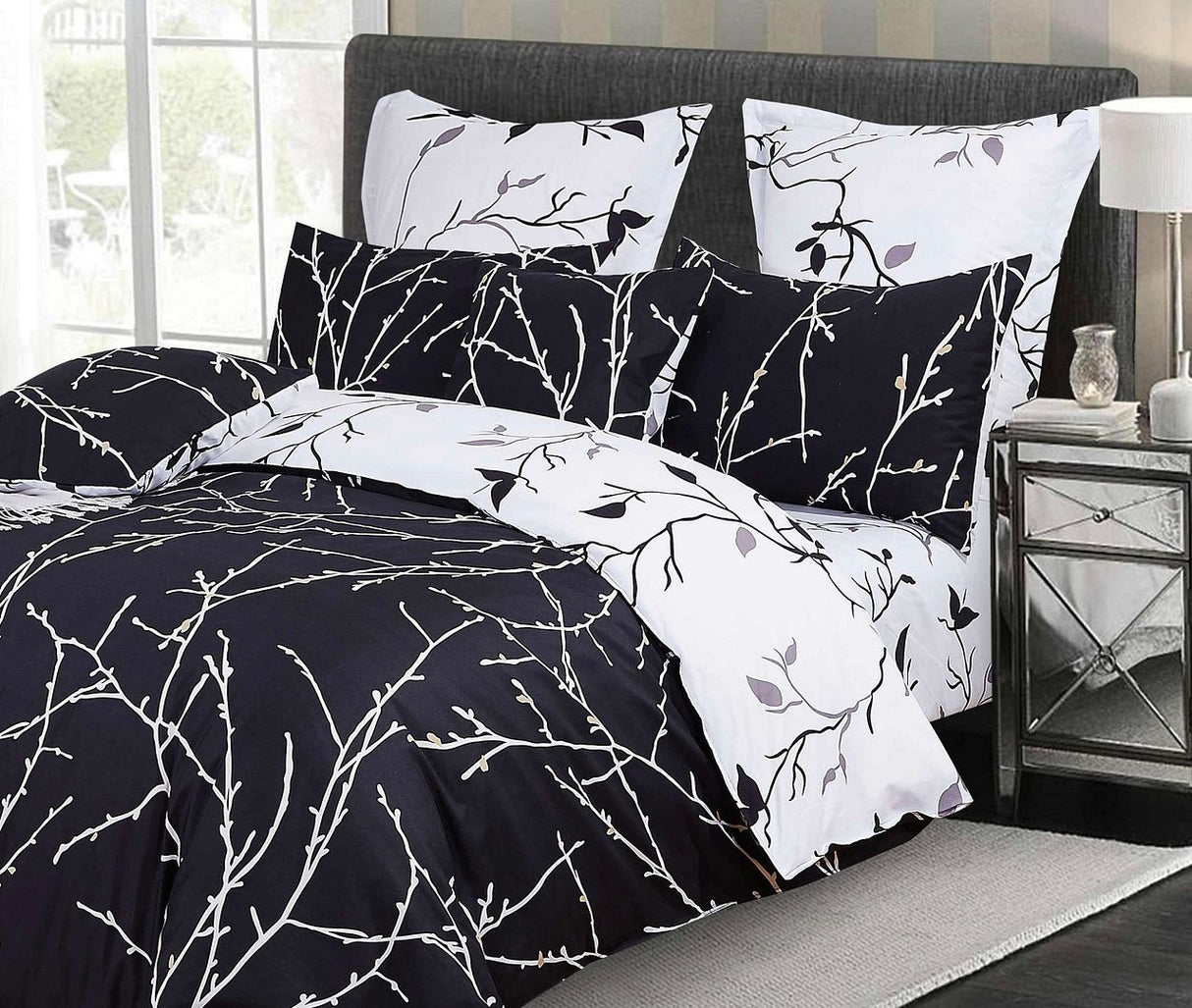 Tree Reversible Queen Size Bed Quilt/Duvet Cover Set Black