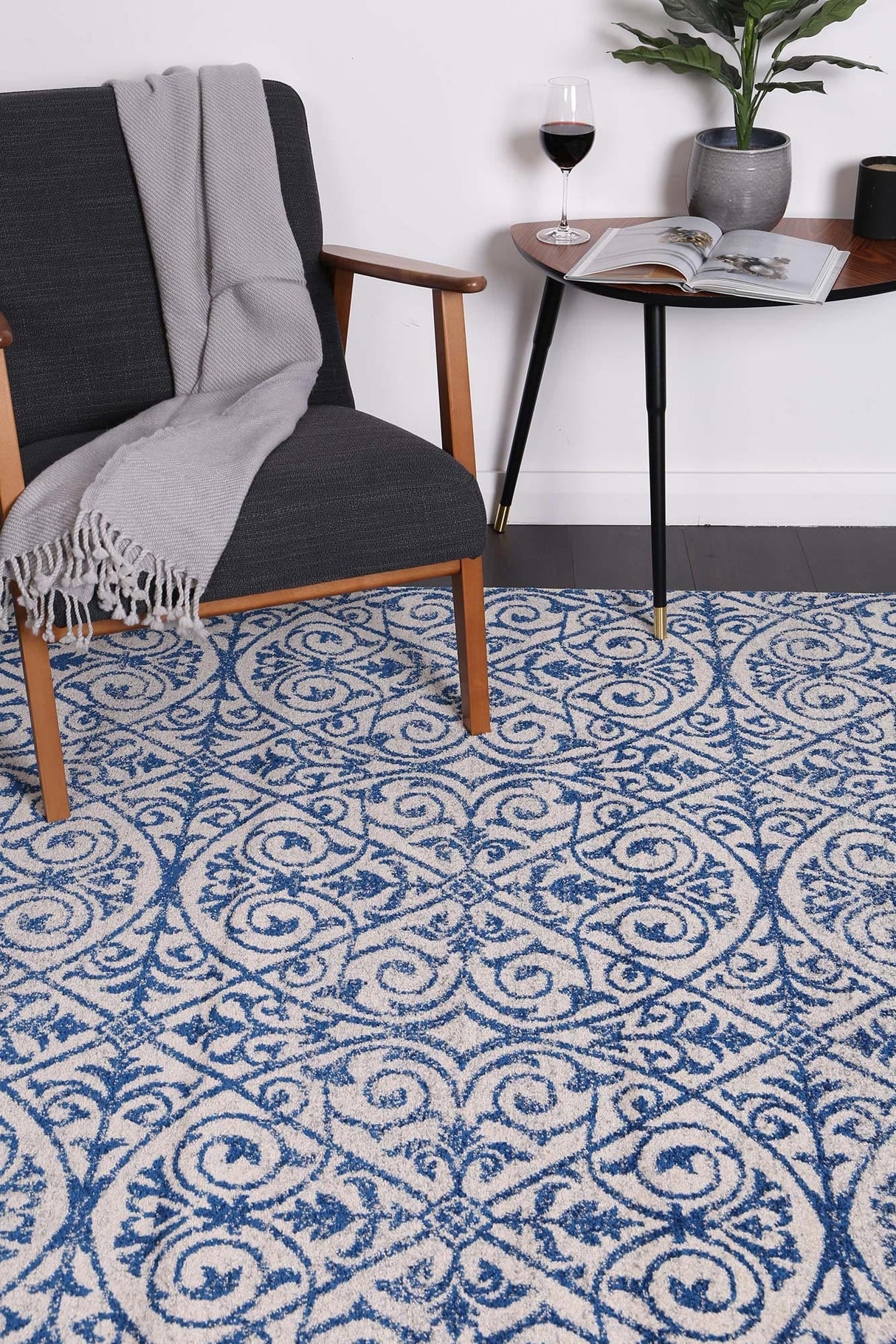 delicate-katherine-blue-ivory-rug